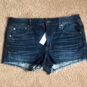 AEO Tomgirl Shortie